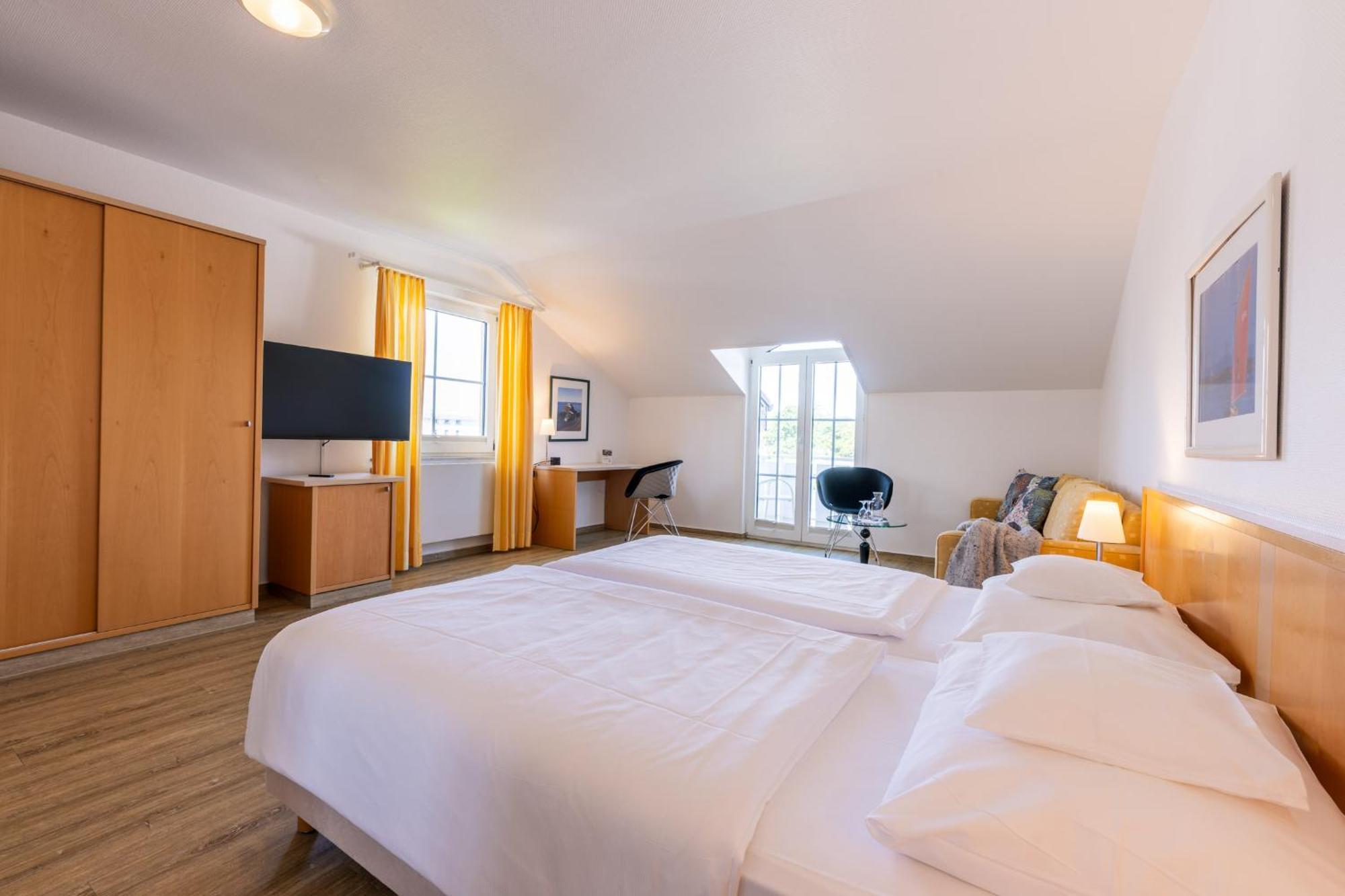 Inselhotel Ruegen Goehren  Exteriör bild