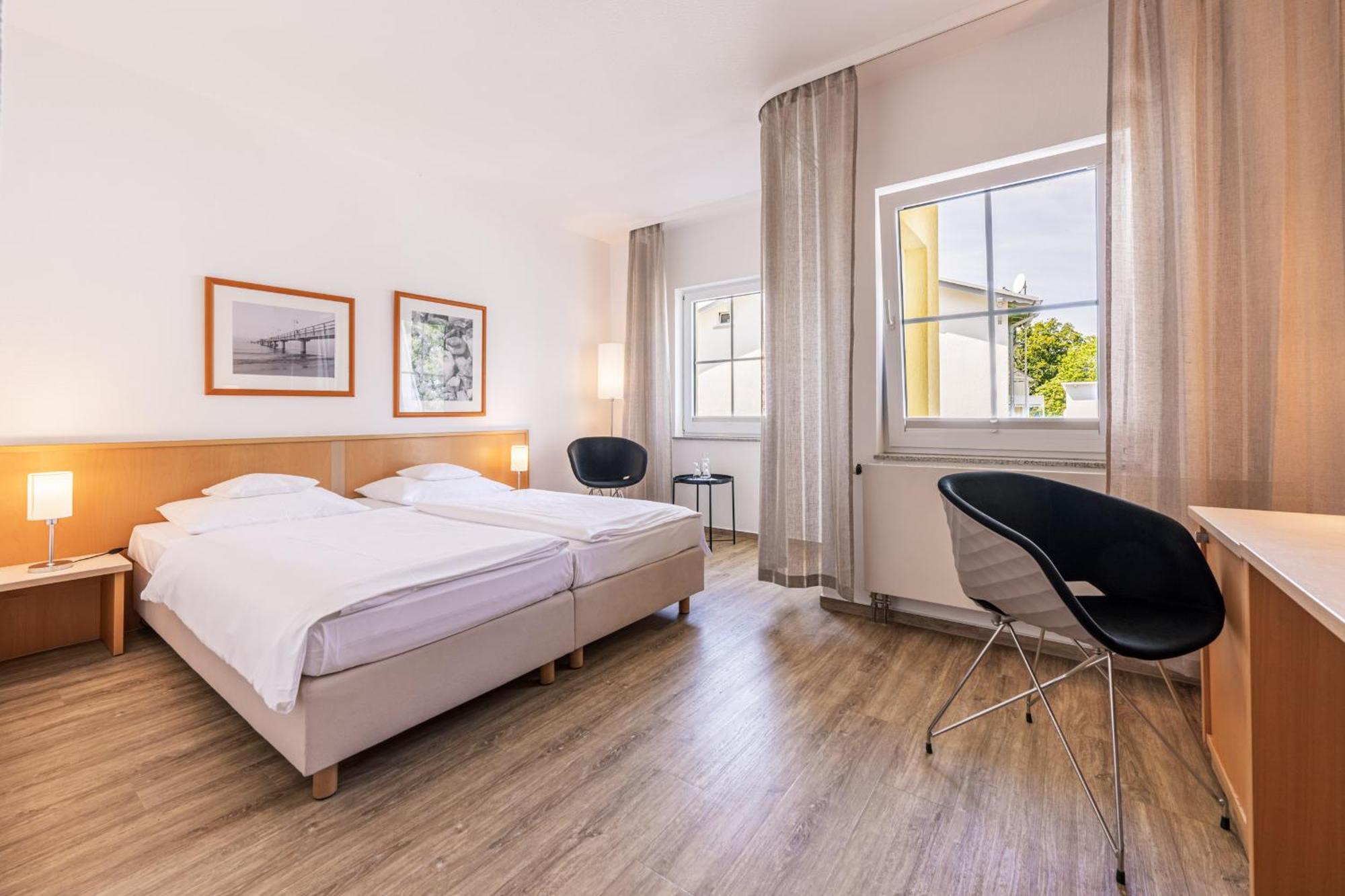 Inselhotel Ruegen Goehren  Exteriör bild