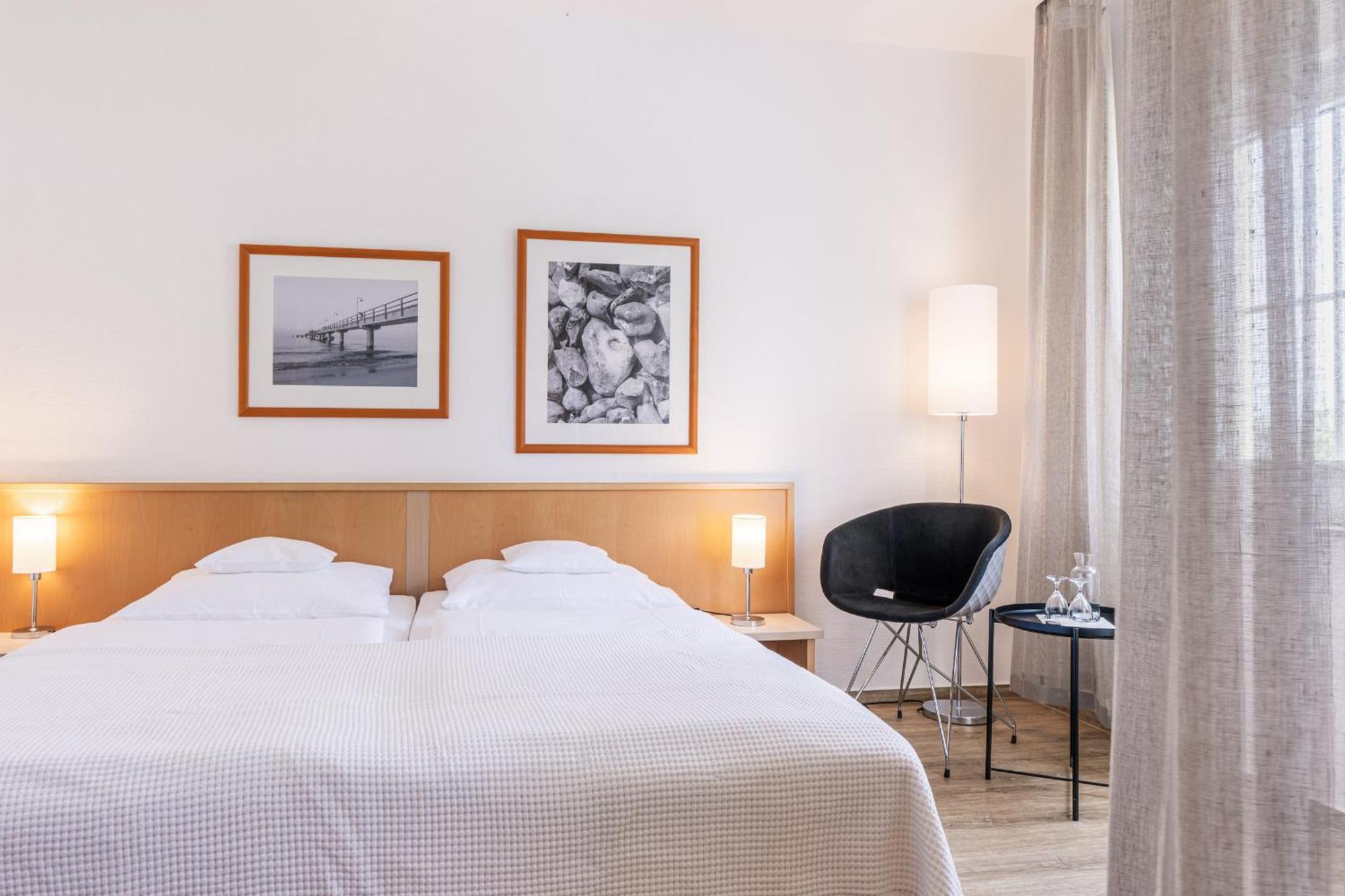 Inselhotel Ruegen Goehren  Exteriör bild
