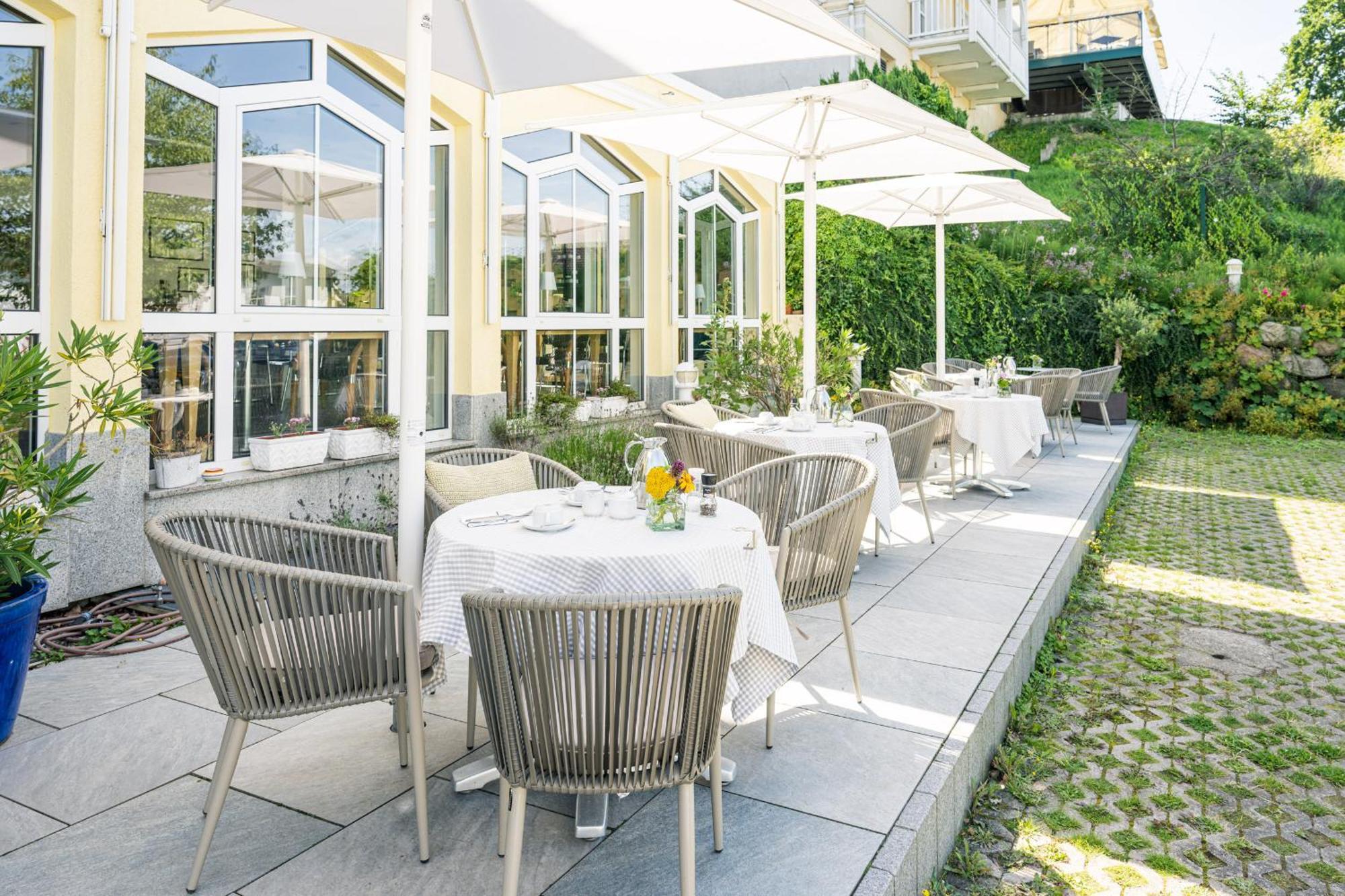 Inselhotel Ruegen Goehren  Exteriör bild